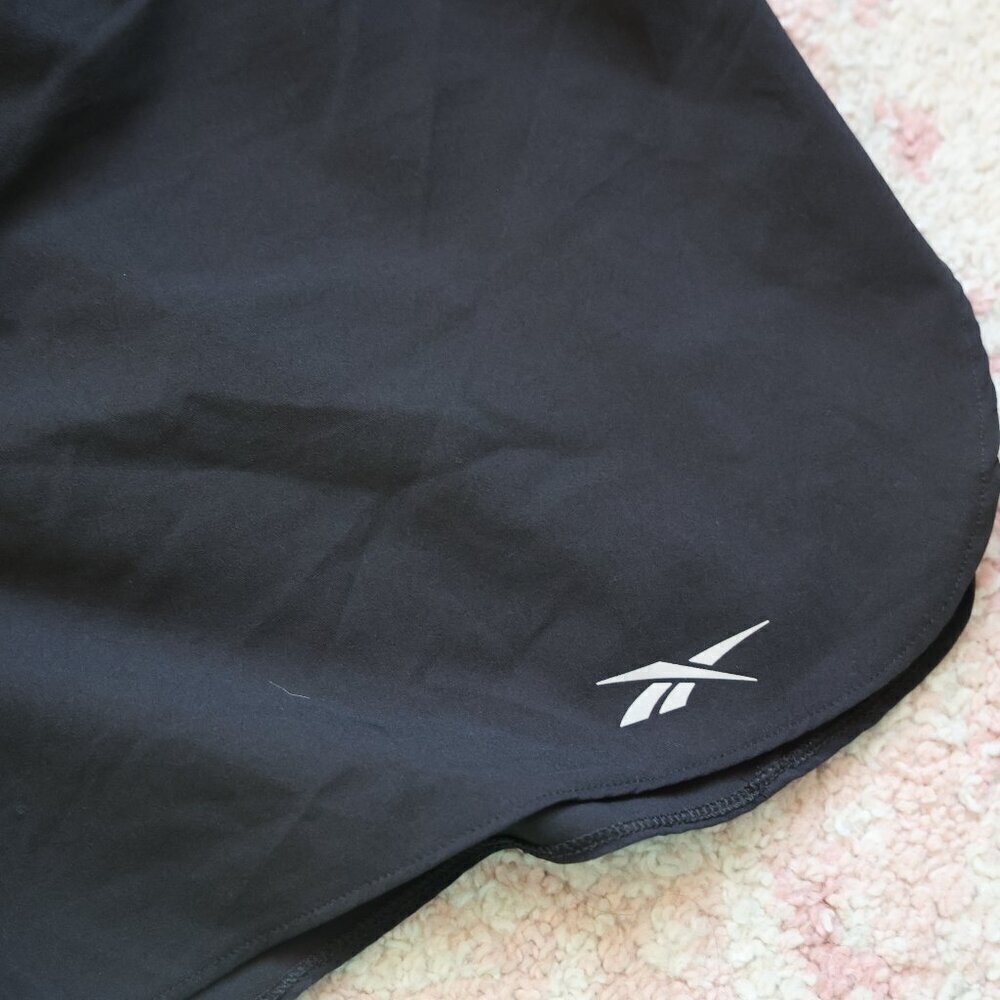Reebok Shorts - Picture 2 of 3